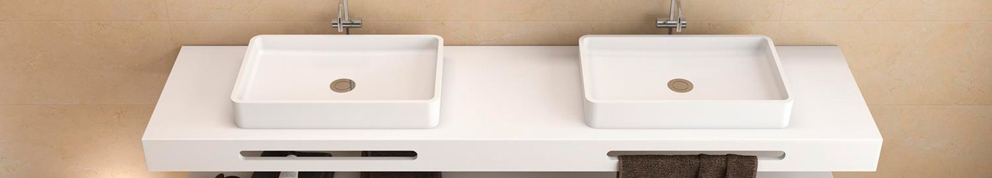 ENCIMERAS DE BAÑO